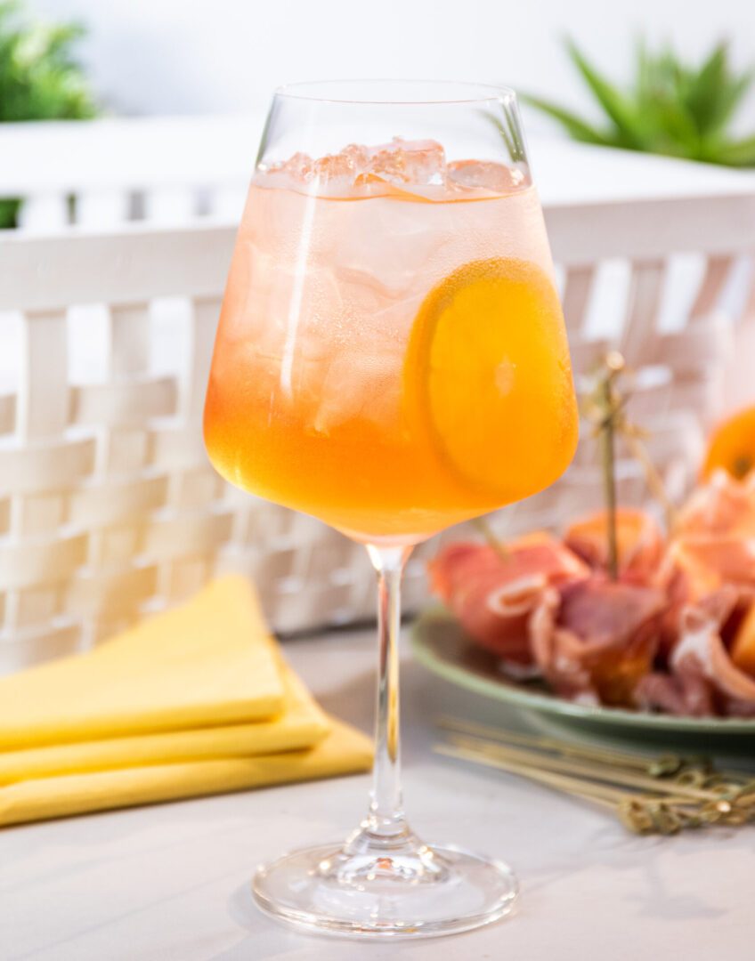 Spritz créé avec l'Aperitivo Noroi Spritz created with Noroi's Aperitivo