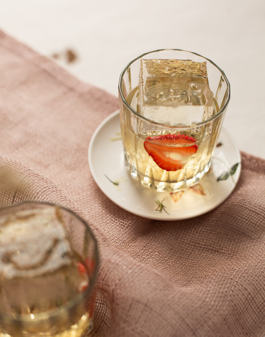 Recette cocktail Gin Old Fashioned, fait avec le Gin aux petits fruits du Québec de Noroi