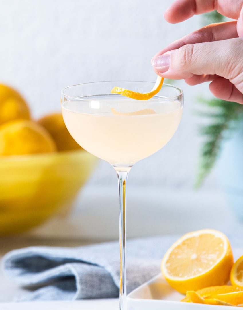 Recette cocktail Sidecar twist au citron, fait avec la liqueur d'orange et la liqueur de citron Noroi