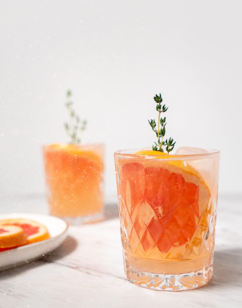 Recette cocktail Jardin Rose, fait avec le dry gin boréal Noroi