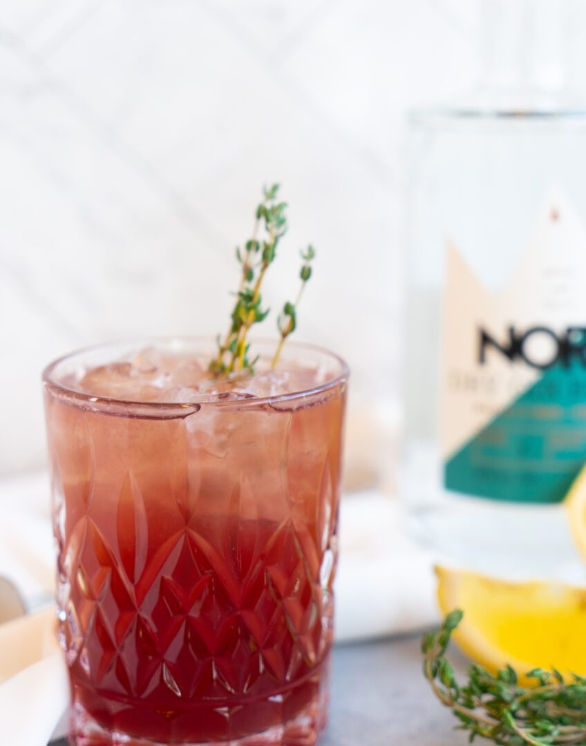 Recette cocktail Aurore boréale, fait avec le dry gin Noroi