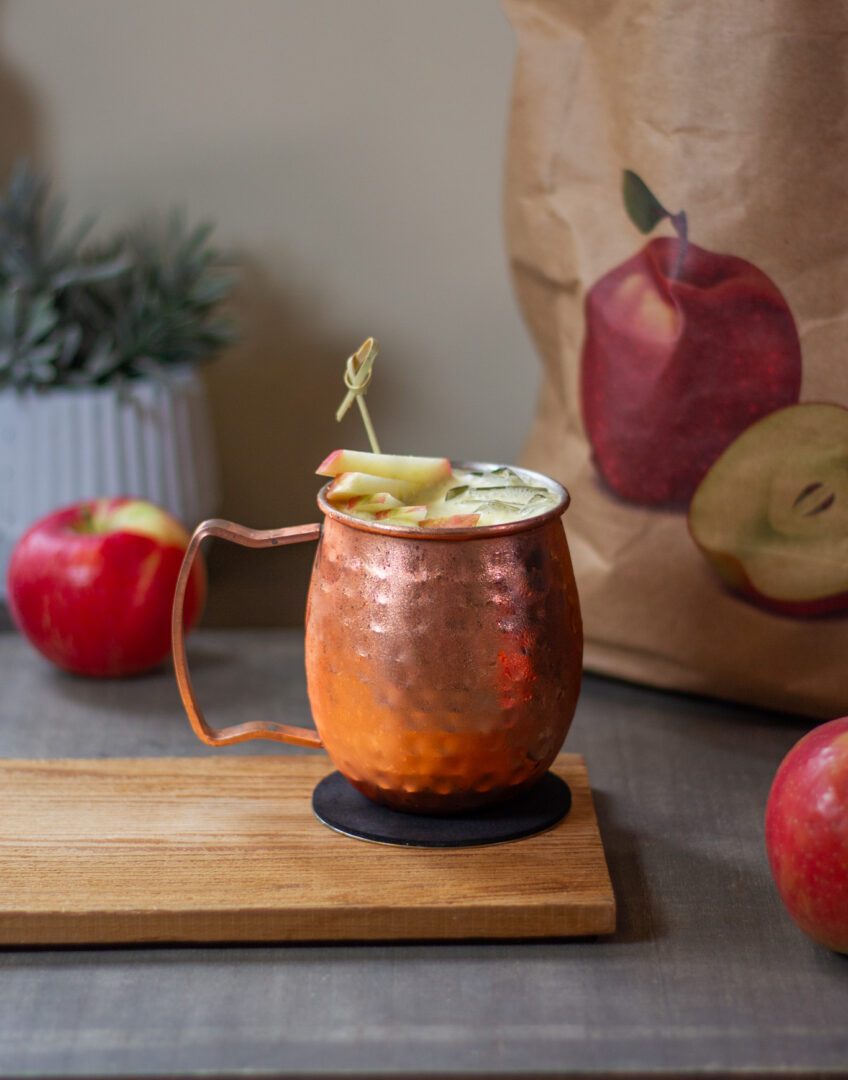 Recette cocktail sans alcool La pomme fumée, fait avec l'Esprit-du-Tennessee Noroi